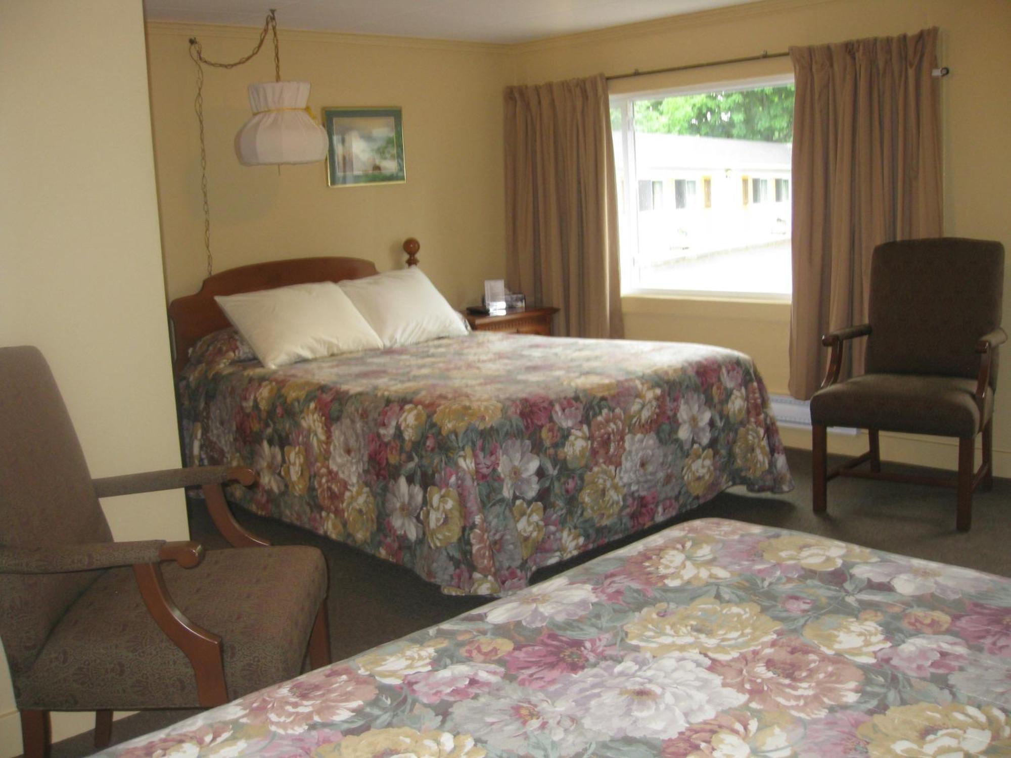 Picket Fence Motel St. Andrews By The Sea Екстер'єр фото