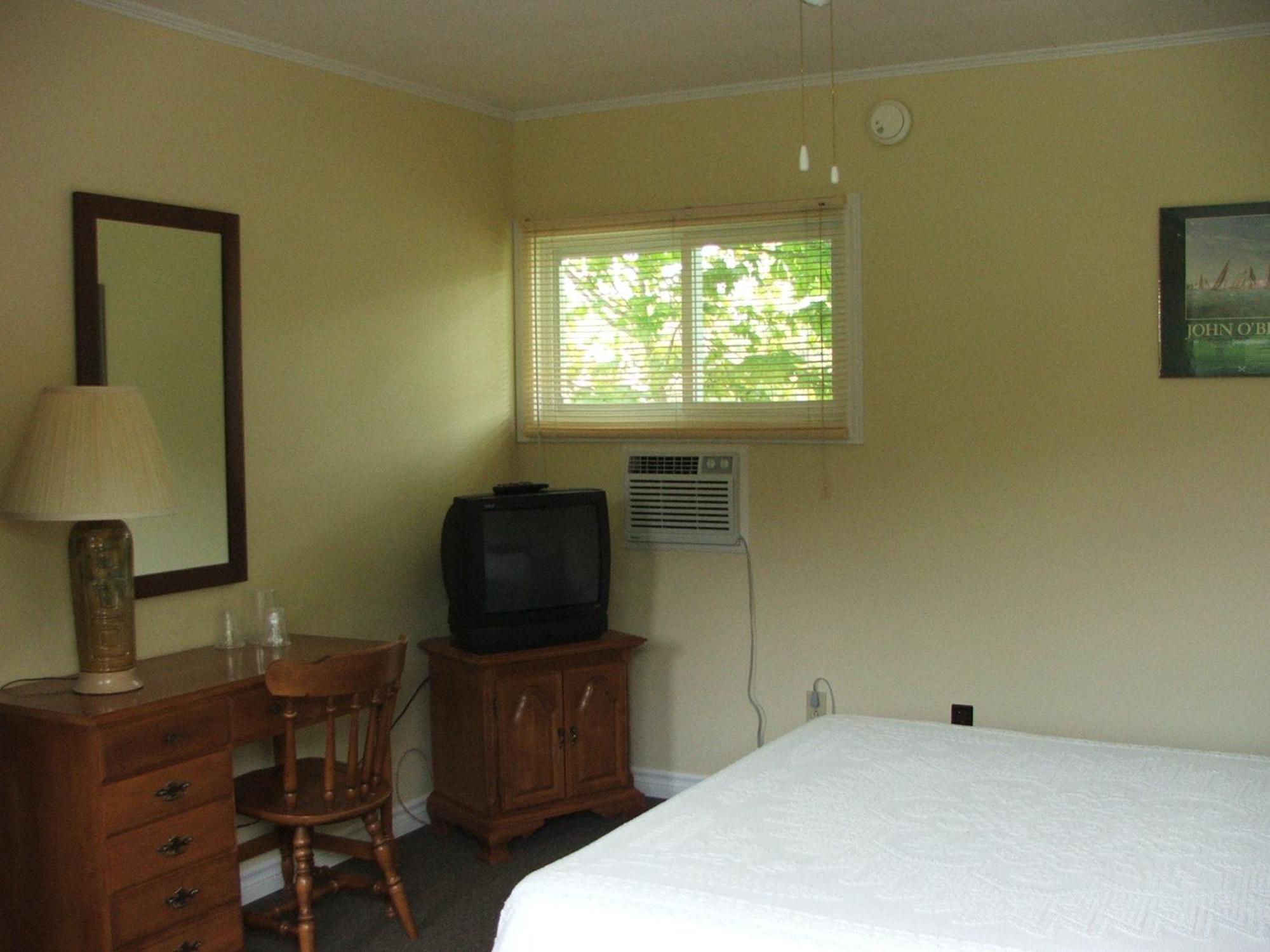 Picket Fence Motel St. Andrews By The Sea Екстер'єр фото