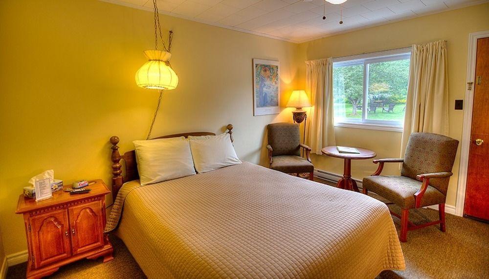 Picket Fence Motel St. Andrews By The Sea Екстер'єр фото